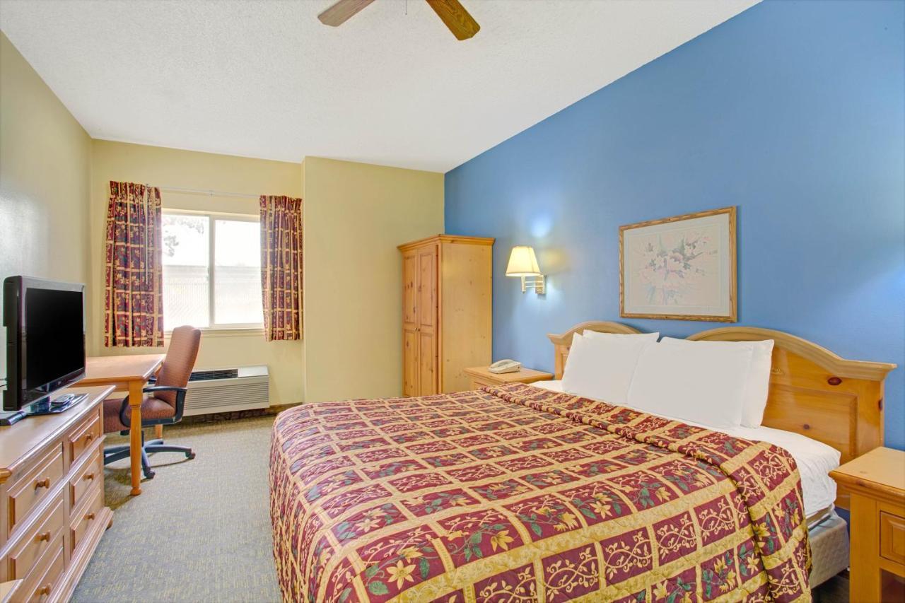 Days By Wyndham Hotel Lehi